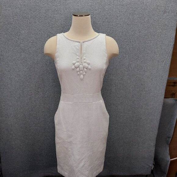 C. Wonder Dresses & Skirts - C. Wonder Dress Womens SZ 4 White Sleeveless‎ Quilted Pockets Faux Necklace